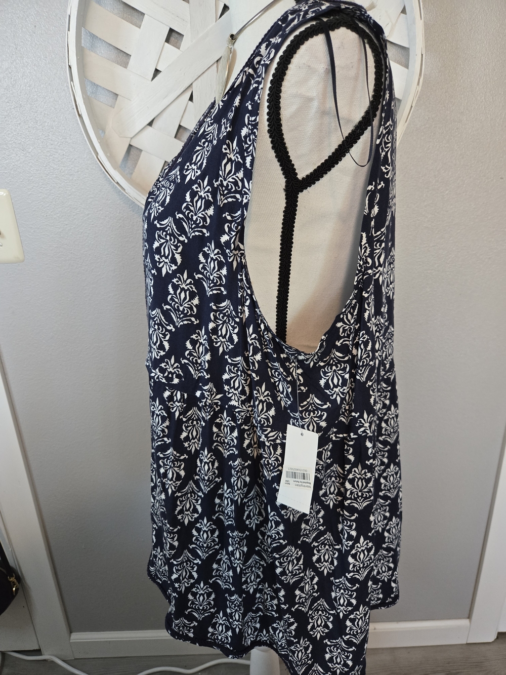 Two By Vince Camuto Navy & White Sleeveless Printed Tunic Top- NWT Ret $79 - Picture 4 of 12